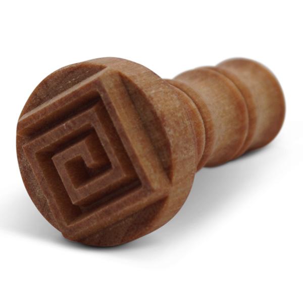 Trästämpel, 2,5 cm, fyrkantig spiral